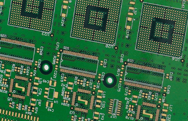 Hoe zijdedruk toevoegen aan SMT-apparaten in PCB-ontwerp?