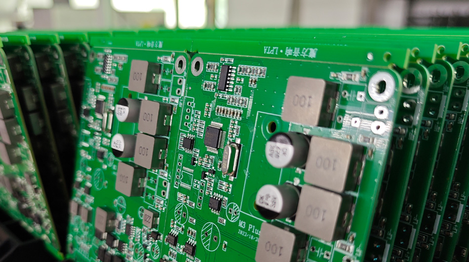 Snelle reactie: Hoe kan de after-sales service van PCBA-fabrieken de klanttevredenheid garanderen?