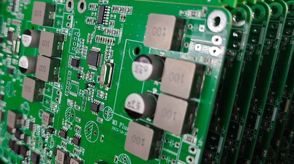 Hoe de speciale materiaalverwerkingsmogelijkheden van PCBA-fabrieken evalueren?