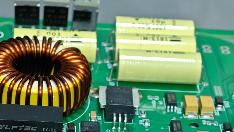 Hoe kunnen we de servicekwaliteit van PCBA-fabrieken evalueren via feedback van klanten?