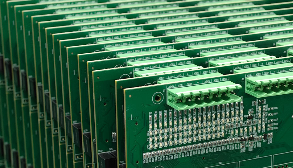 Hoe kiest u de juiste PCBA-fabriek op basis van feedback van klanten?